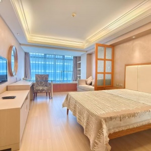 欧美中心（EAC）