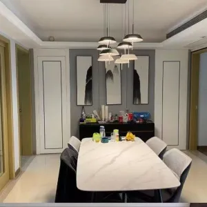 He Jing Ying Yue Tai