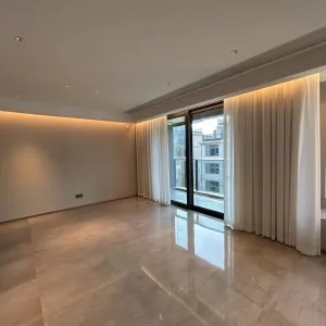 地铁万科天空之城月之庭