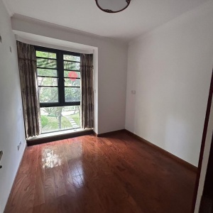 郁金香岸揽江苑