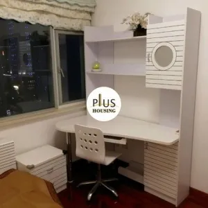 Deyi zhongxing Square