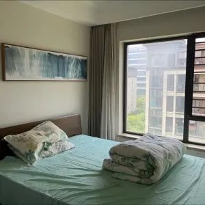 He Jing Ying Yue Tai