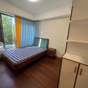 Green Town Yang Liu Jun