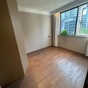 地铁万科天空之城月之庭