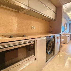 欧美中心（EAC）