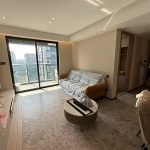 地铁万科天空之城月之庭