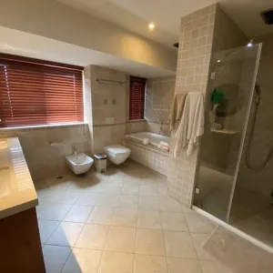 西湖名苑（西湖八号公馆）