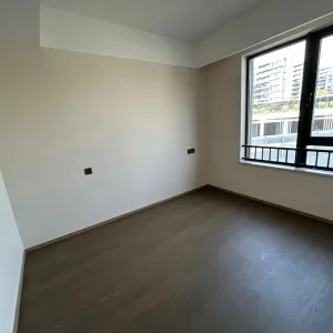 地铁万科天空之城月之庭