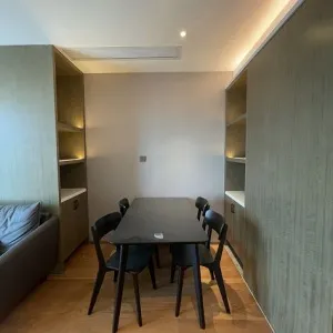 Shi Bao International