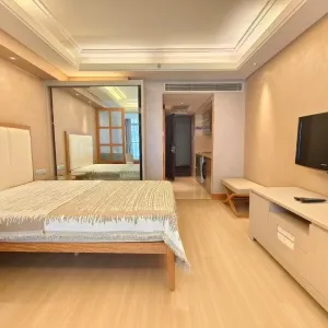 欧美中心（EAC）