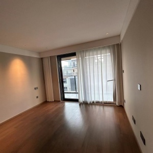 地铁万科天空之城月之庭