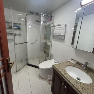 郁金香岸揽江苑