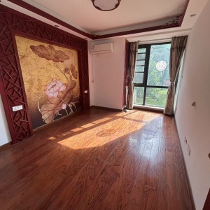 郁金香岸揽江苑