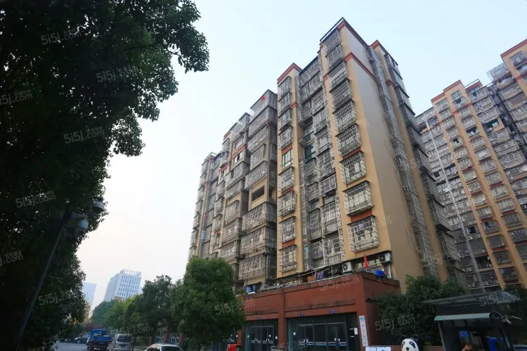 Changhong nan Yuan