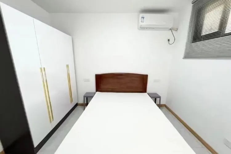 Gudang Xincun Dongqu