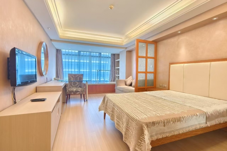 欧美中心（EAC）